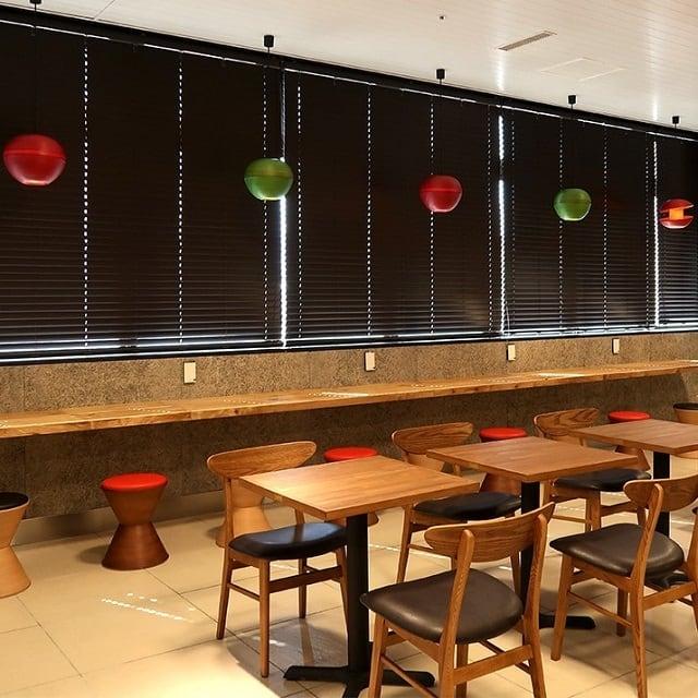 青森リンゴをモチーフにしたブナコのペンダントランプ 色は林檎の赤と緑 可愛らしい球型のフォルム 送料無料 3%OFF BUNACO BL-P1934/P1937 | BUNACO | 02