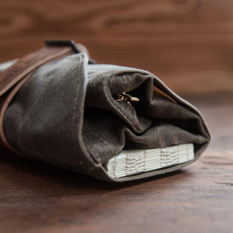 Peg and Awl The Sendak Mini Artist Roll (All Black) : 文具通販