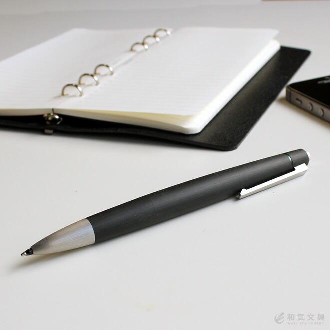 LAMY 名入れ 無料 ラミー ボールペン 2000 4色ボールペン / 高級 LAMY 名入れ 無料 ラミー ボールペン 2000 4色ボールペン / 高級