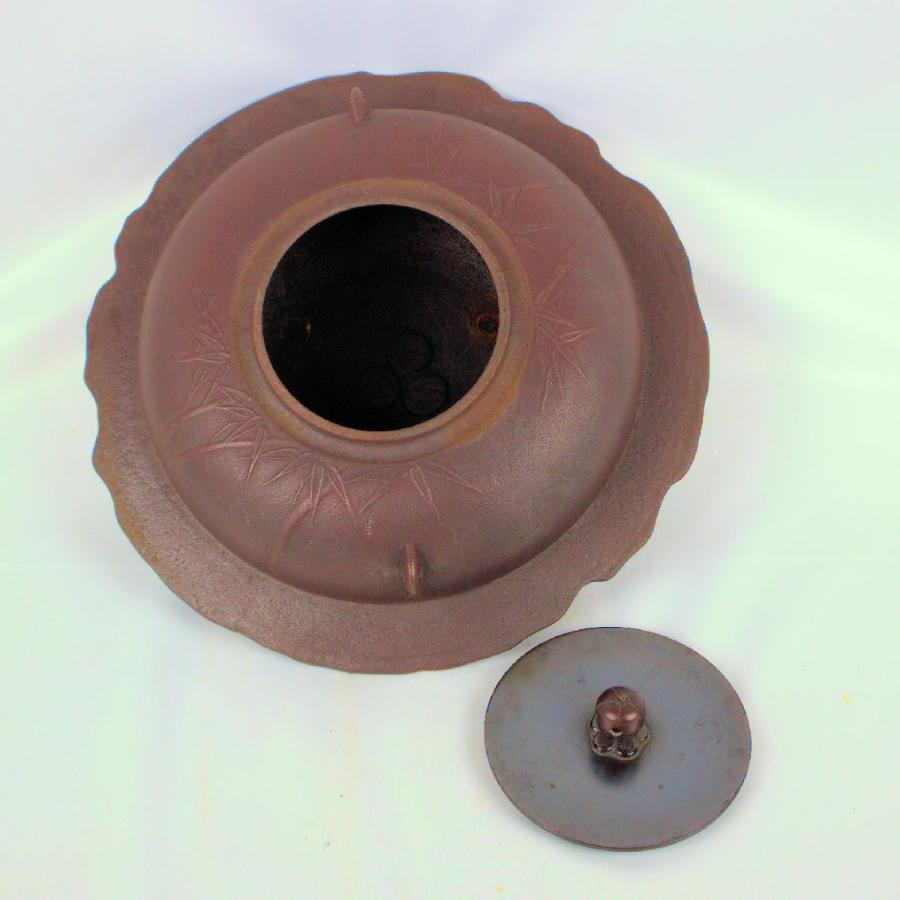 茶道具　茶釜　「透木釜　竹地紋」　釜師　人間国宝　高橋敬典造　共箱付_5