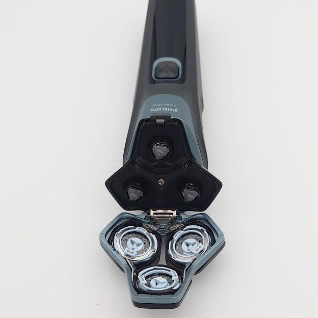 洗浄器付き】フィリップス 5000 シリーズ メンズ 電動シェーバー 洗浄器付き】フィリップス 5000 シリーズ メンズ 電動シェーバー