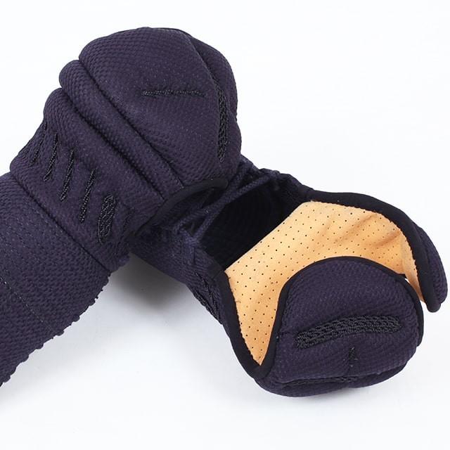 A.D.S.R. EVANS01 BLACK サングラス 透明レンズ　専用ケース A.D.S.R. EVANS01 BLACK サングラス 透明レンズ 専用ケース