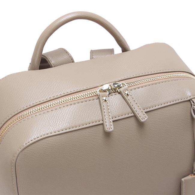 【極美品】エース　ACE リュック　通勤バッグ　ジュエルナローズ　グレージュ Jewelna Rose（ジュエルナローズ） リュック レディース ブランド 軽い