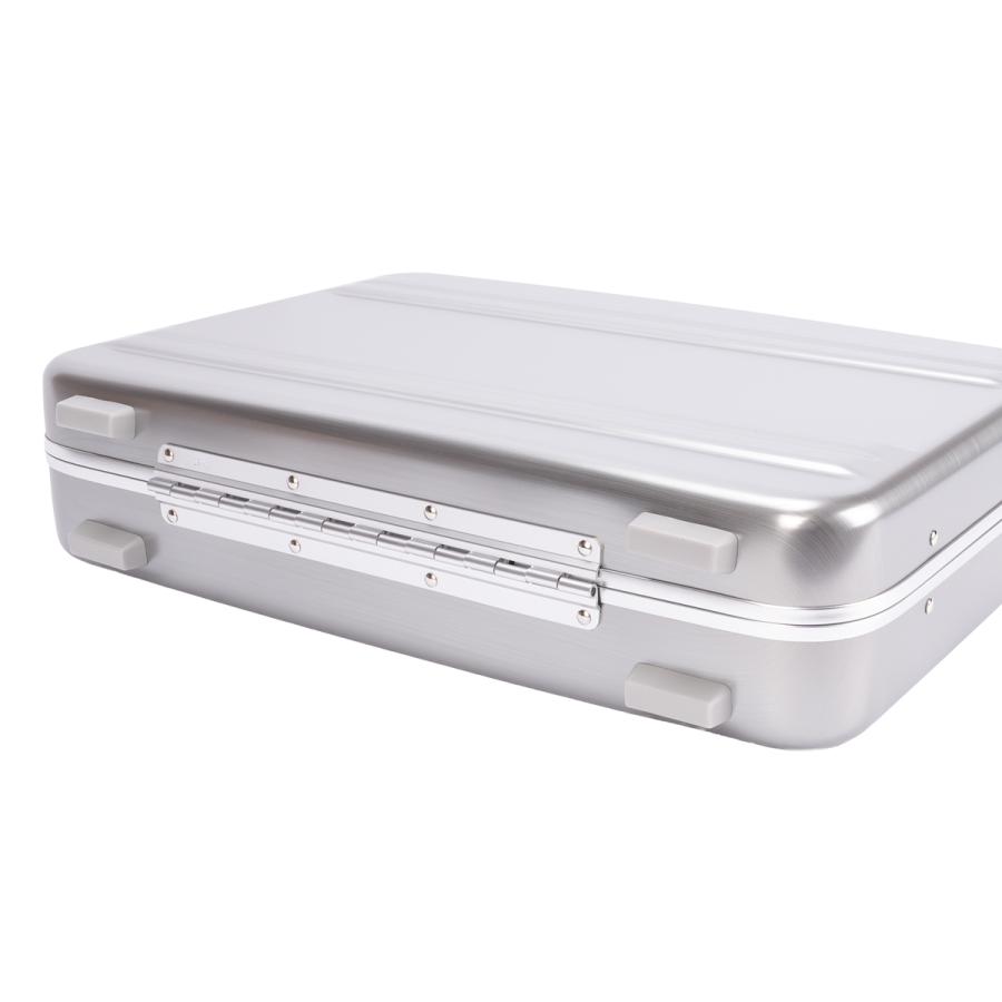 ZERO HALLIBURTON（ゼロハリバートン） クラシックライトウェイト ATT