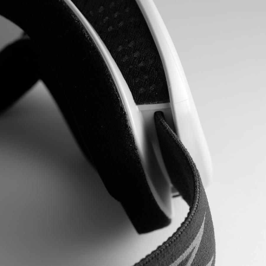 REVOLT（リボルト） 2025-2026 REVOLT SUPER LIGHT FRAME スーパー