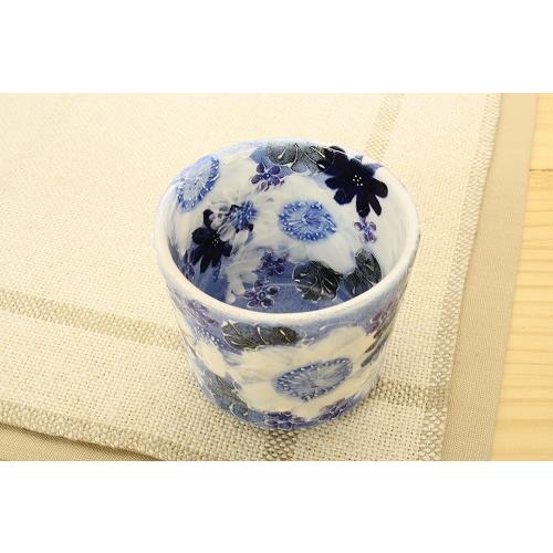 新品未使用】工房「ゆずりは」藍彩白絵花 抹茶碗(平型)】 贈り物
