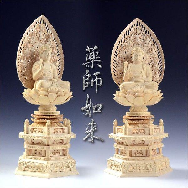 仏像【香る檜(ひのき)・六角台飛天光背:薬師如来3.0寸】仏壇 仏像【香る檜(ひのき)・六角台飛天光背:薬師如来3.0寸】仏壇