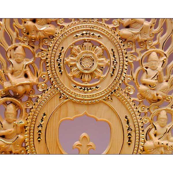 最終値下　柘植　仏像木彫　座釈迦　六角台座　飛天光背　切金淡彩　ケース付14 最終値下 柘植 仏像木彫 座釈迦 六角台座 飛天光背 切金淡彩 ケース