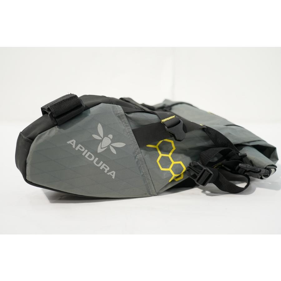 APIDURA 「アピデュラ」 ドライ サドルバッグ コンパクト 11L APIDURA 「アピデュラ」 ドライ サドルバッグ コンパクト 11L