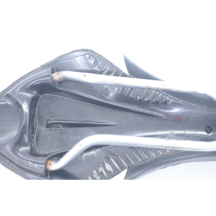 パーツ fizik arione tri2 Fizik Arione Tri 2 saddle