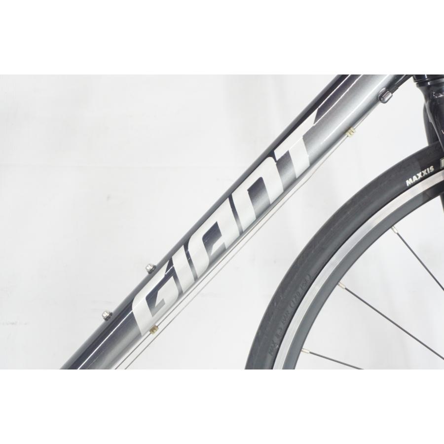 GIANT 「ジャイアント」 ESCAPE R3 2020年モデル クロスバイク / 阪急