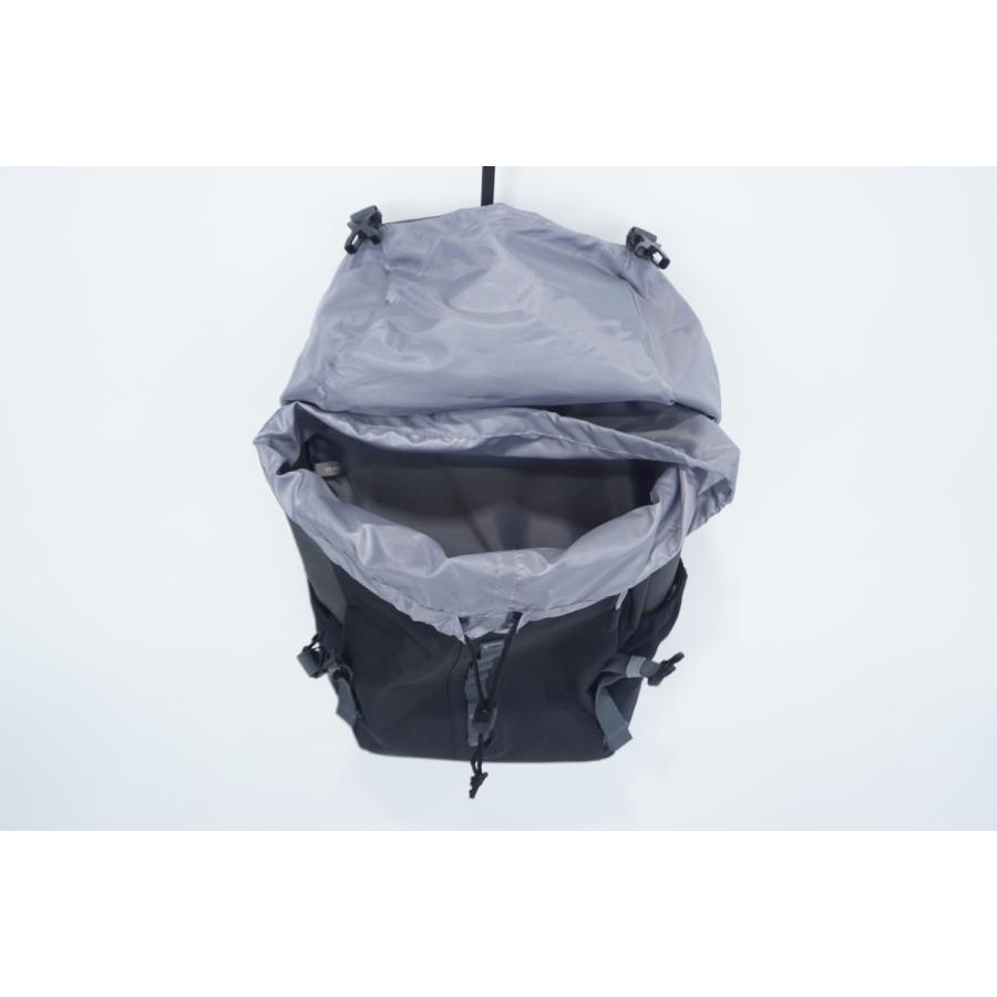BONTRAGER 「ボントレガー」 TOWN SINGLE PANNIER パニアバッグ BONTRAGER 「ボントレガー」 TOWN SINGLE PANNIER パニアバッグ