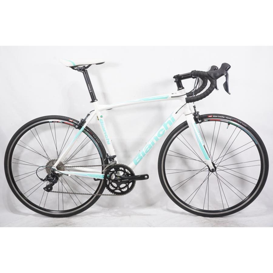 Bianchi ロードバイク ホワイト あえてのホワイトはいかがですか！？白い車体でさわやかに風を斬って