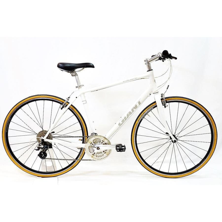 GIANT 「ジャイアント」 ESCAPE R3 2013年モデル クロスバイク GIANT 「ジャイアント」 ESCAPE R3 2013年モデル クロスバイク