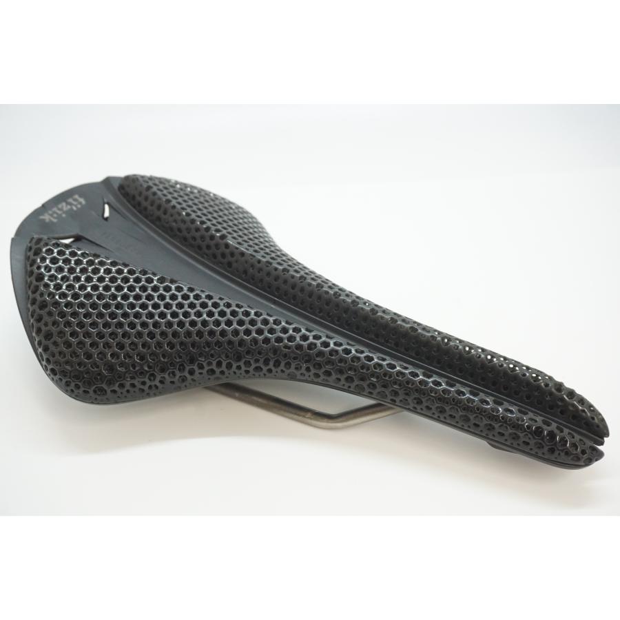 FIZIK 「フィジーク」 VERSUS EVO ADAPTIVE サドル / 福岡 FIZIK 「フィジーク」 VERSUS EVO ADAPTIVE サドル / 福岡