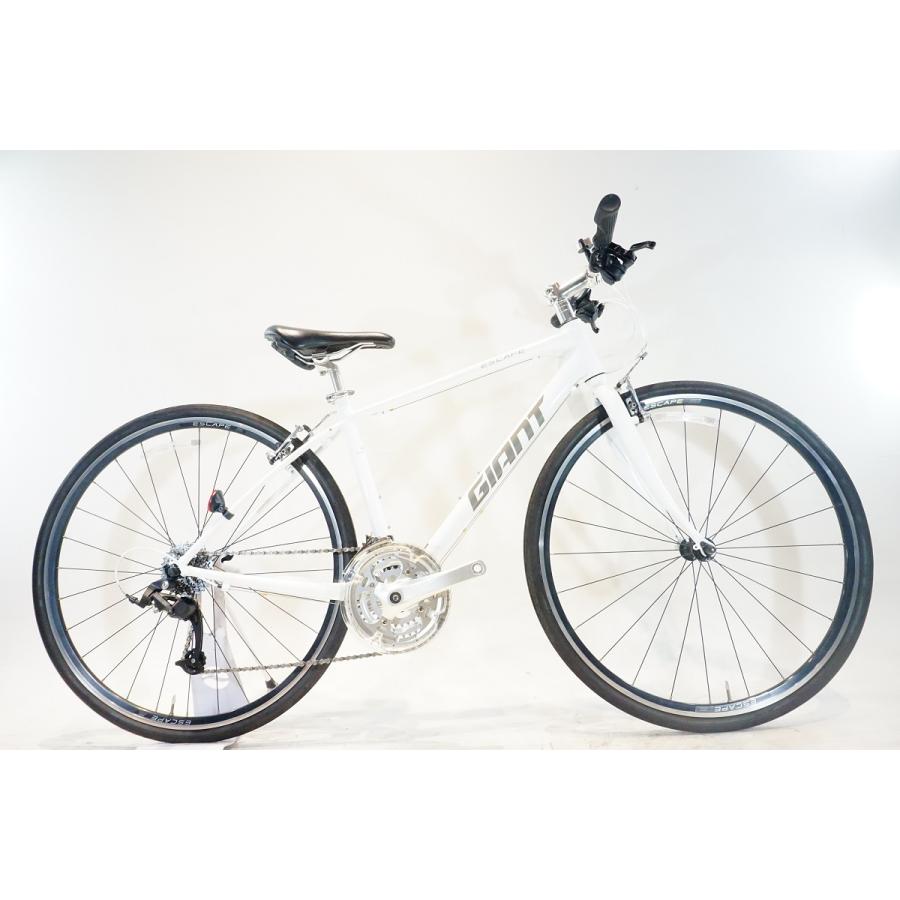 GIANT 「ジャイアント」 ESCAPE R3 2022年モデル クロスバイク