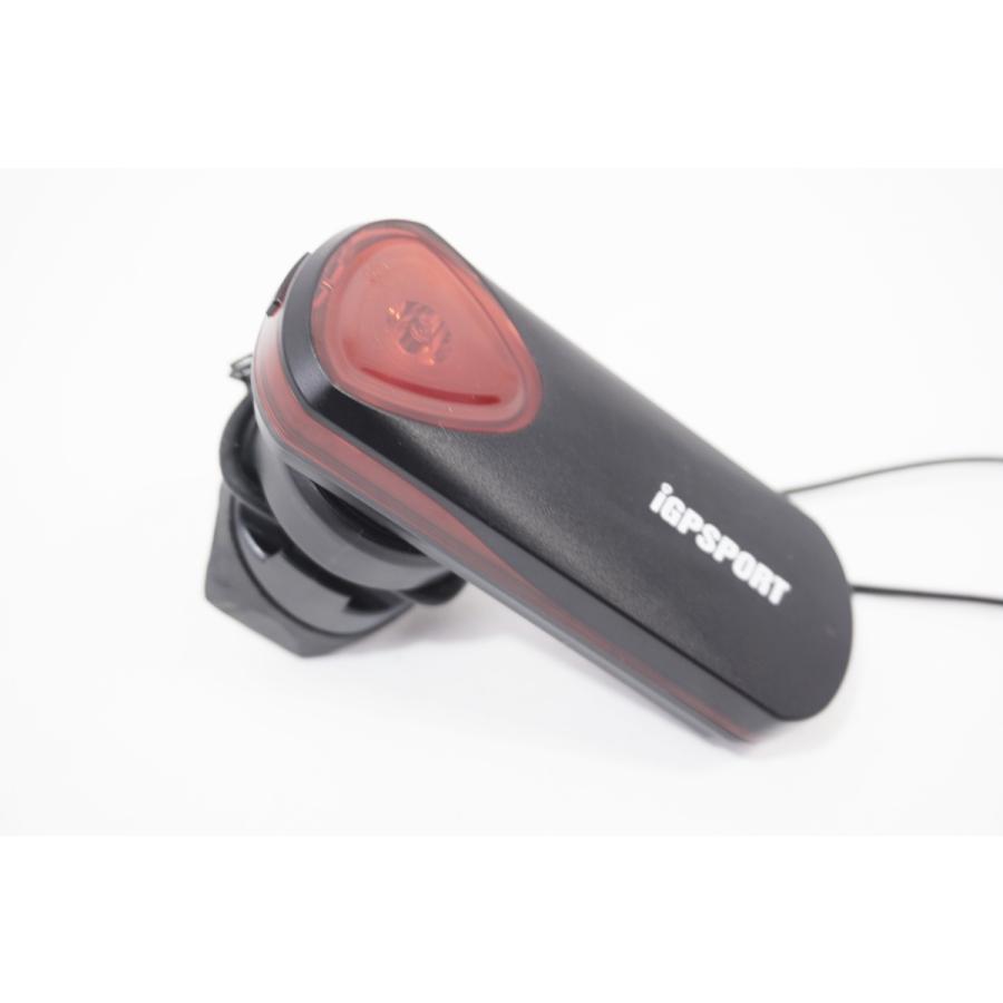 IGPSPORT 「アイジーピースポーツ」 SMART RADAR TAILLIGHT SR30 リア