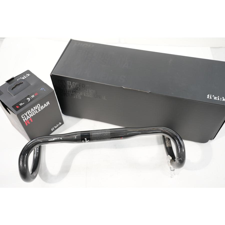 fizik cyrano r1 bull 420mm ハンドルバー