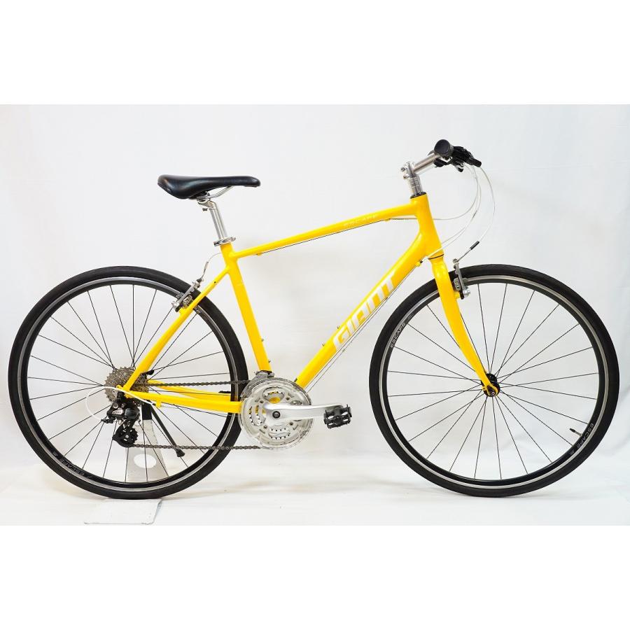 GIANT 「ジャイアント」 ESCAPE R3 2022年モデル クロスバイク