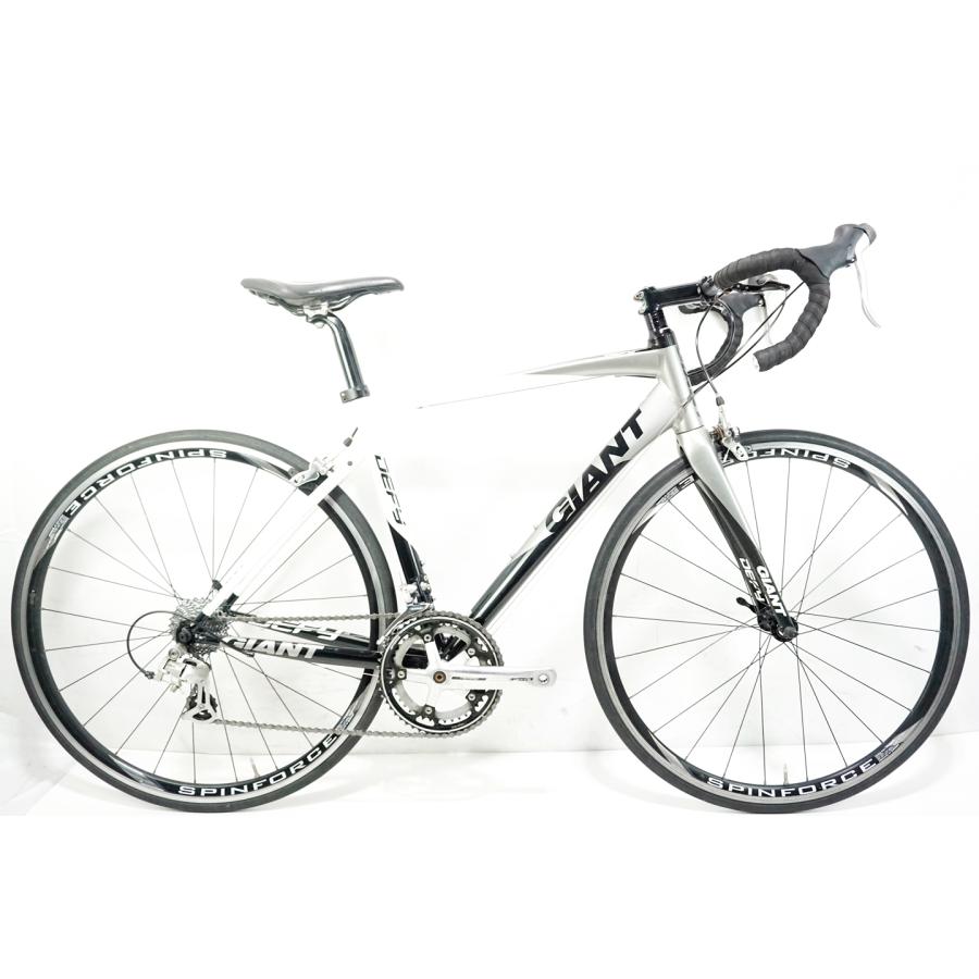 GIANT 「ジャイアント」 DEFY3 2010年モデル ロードバイク / 中 GIANT 「ジャイアント」 DEFY3 2010年モデル ロードバイク / 中
