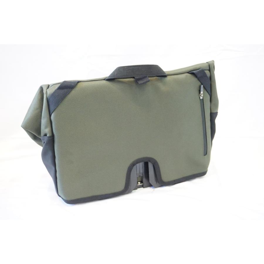 BROMPTON 「ブロンプトン」 BOROUGH BAG WITH FRAME フロント BROMPTON 「ブロンプトン」 BOROUGH BAG WITH FRAME フロント
