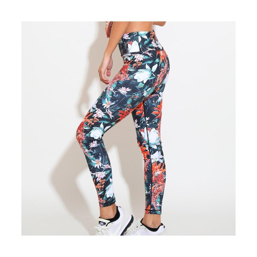 最大63 オフ スポーツウェア レディース ブランド Lavia ヨガウェア セット 上下 おしゃれ トップス パンツ ホットヨガウェア フィーリング3カラーセットアップ Babylonrooftop Com Au