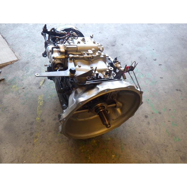 日野大型車 KC-FW4FRDA マニュアルミッションASSY 33030-9030 【即納