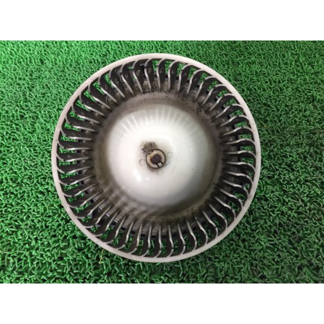 【中古品】トヨタホームヒーター　丸形　　　レトロ クレスタ E-JZX81 ヒーターブロアモーター 194000-0240 87103-22010