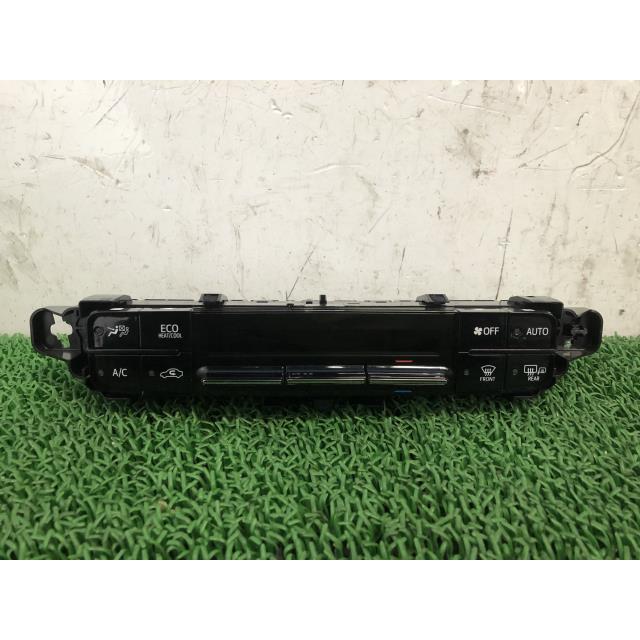 プリウス DAA-ZVW51 A/Cスイッチパネル 55900-47251 【即納】 イン