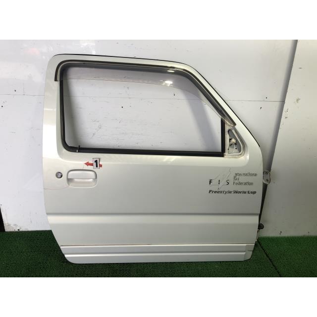ジムニー TA-JB23W 右FドアASSY 68001-81A01 【即納】 インボイス対応