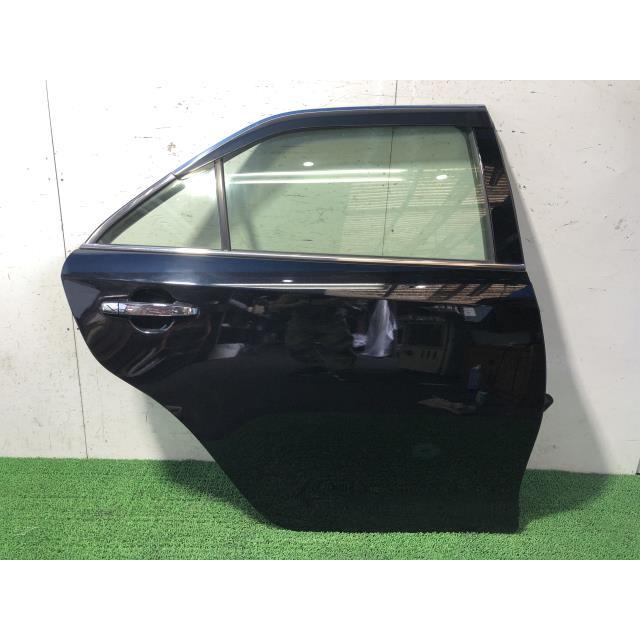 カムリ DAA-AVV50 右RドアASSY M408 67003-33200 【即納】 インボイス 