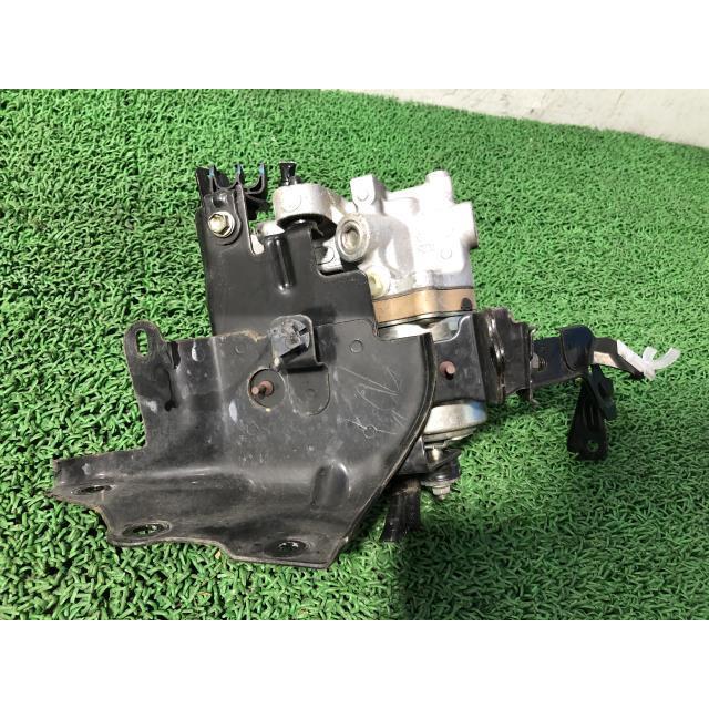 プリウスα DAA-ZVW41W ブレーキマスターASSY 47210-47270 47050-47100