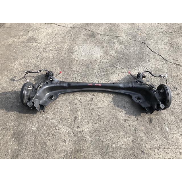 Ｎ−ＯＮＥ 6BA-JG3 RアクスルビームASSY  42100-TKR-J11 【即納】 インボイス対応の画像
