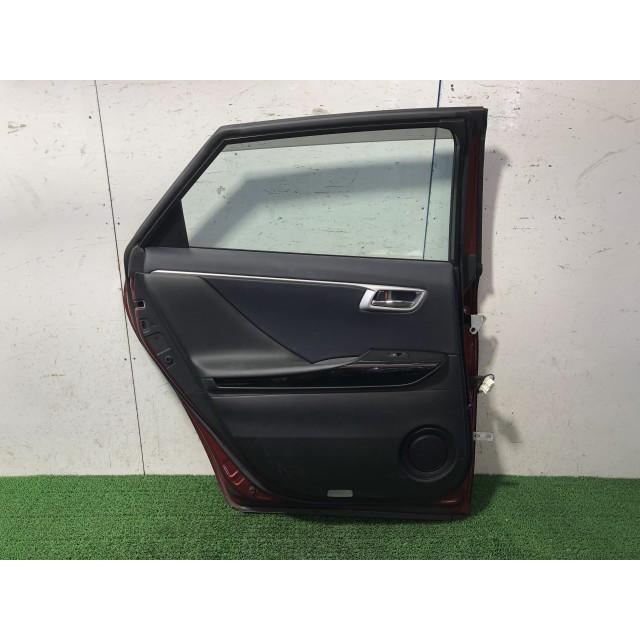 MIRAI（トヨタ） MIRAI ZBA-JPD10 左RドアASSY M813 67004-62010