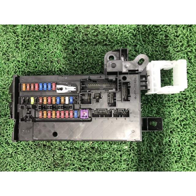 ダイハツムーヴ L150S  純正室内ヒューズボックス 82600-B2060 ムーヴ DBA-LA150S ヒューズボックス 82600-B2790 【即納】 インボイス