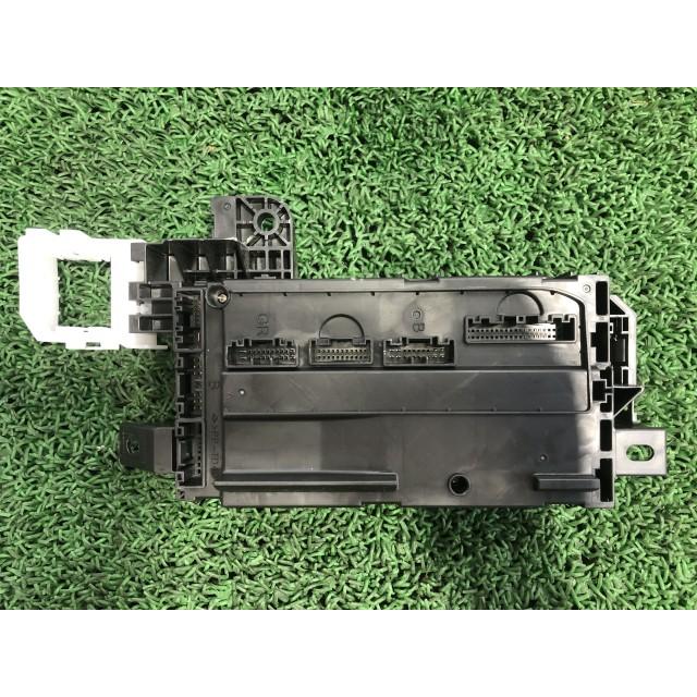ムーヴ DBA-LA150S ヒューズボックス 82600-B2790 【即納】 インボイス