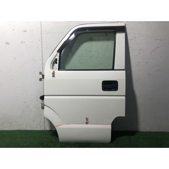 スズキ　EBD-DA64V エブリィ　サイド左ドア　条件付 エブリイワゴン エブリィ EBD-DA64V 左FドアASSY M2E2 68002-68H01