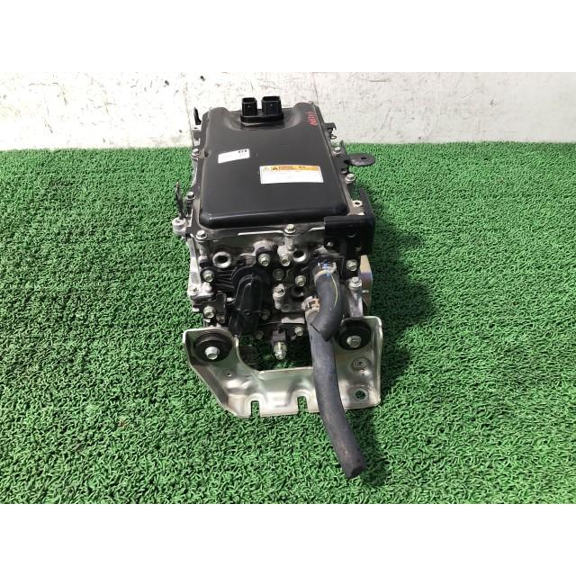 カムリ DAA-AXVH70 HV・EV・FCVインバーター G9200-33150 G9200-39015