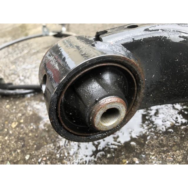 プリウス DAA-ZVW30 RアクスルビームASSY 42101-12171 【即納】 イン
