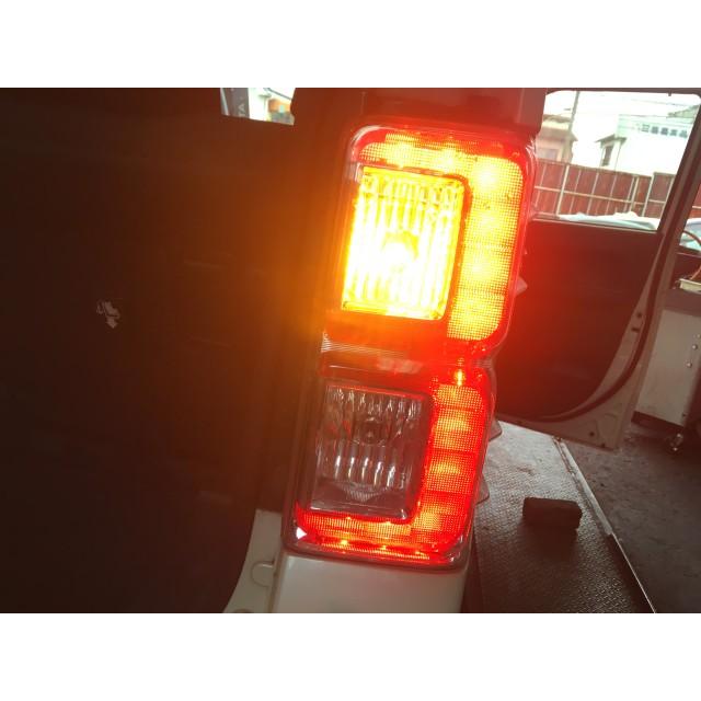 ウェイク DBA-LA700S 右 テール ランプ 20518 R 【公式通販】