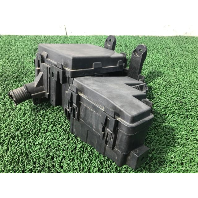 エクストレイル DBA-T32 ヒューズボックス 284B7-4CE0A 24382-4BA0A