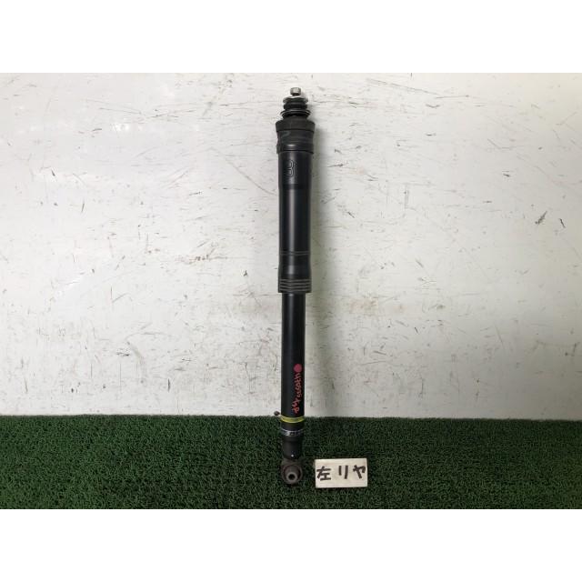 NOAH ノア DAA-ZWR80G 左Rショックアブソーバー 48531-28810 48531