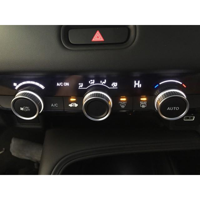 ヴェゼル 6AA-RV5 A/Cスイッチパネル 796103N0J210M1 79610-3N0-J21ZA