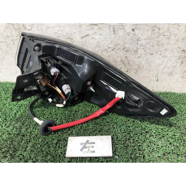 カローラツーリング 6AA-ZWE219W 左テールランプ 12-652 81561-12D90 【即納】 インボイス対応の画像