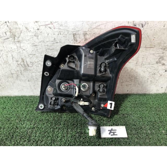 スイフト DBA-ZC83S 左テールランプ 220-59360 35670-52RA0 35604-52RV0【即納】　インボイス対応_3