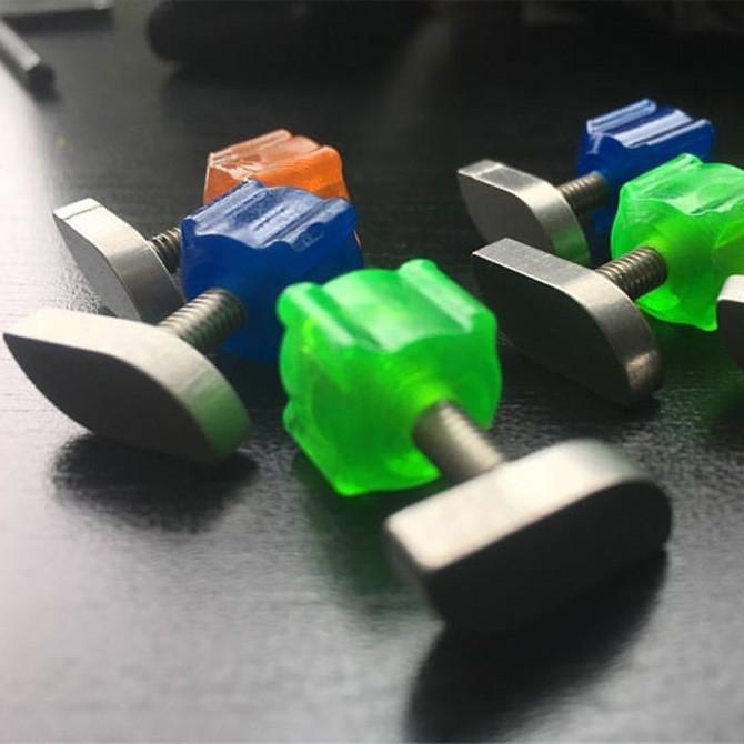 フィン ロック ピン シングルフィン用ピン / Fin Lock Pin 2 : バイザシー - 通販 - Yahoo!ショッピング