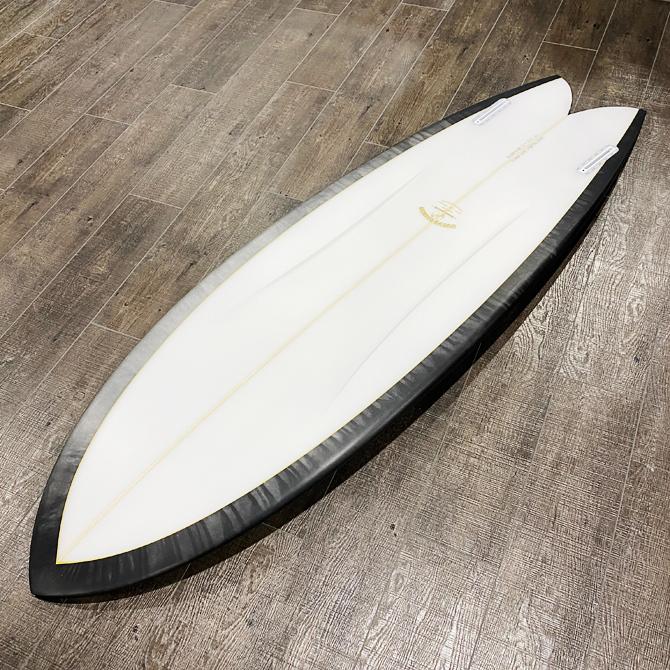 ヌエヴォカミーノ サーフボード FDT フラットデッキツイン モデル 5'7