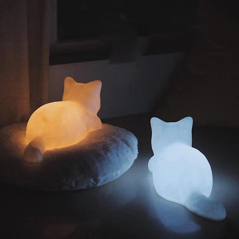 猫 おやすみライト かわいい インテリア おしゃれ ねこ ネコ 白猫 デスクライト サイドライト ナイトライト 光る LED 電池 ぼんやり 間接照明  （訳ありセール