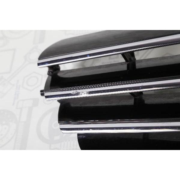 Mercedes-Benz 《難有り》 ベンツ 純正品 W209 フロントグリル