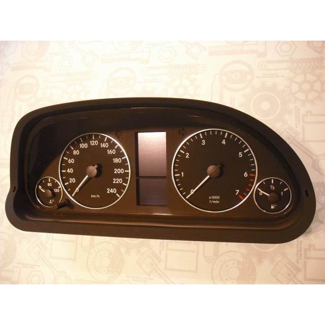 Mercedes-Benz（メルセデス・ベンツ） 純正品 W169 スピードメーター